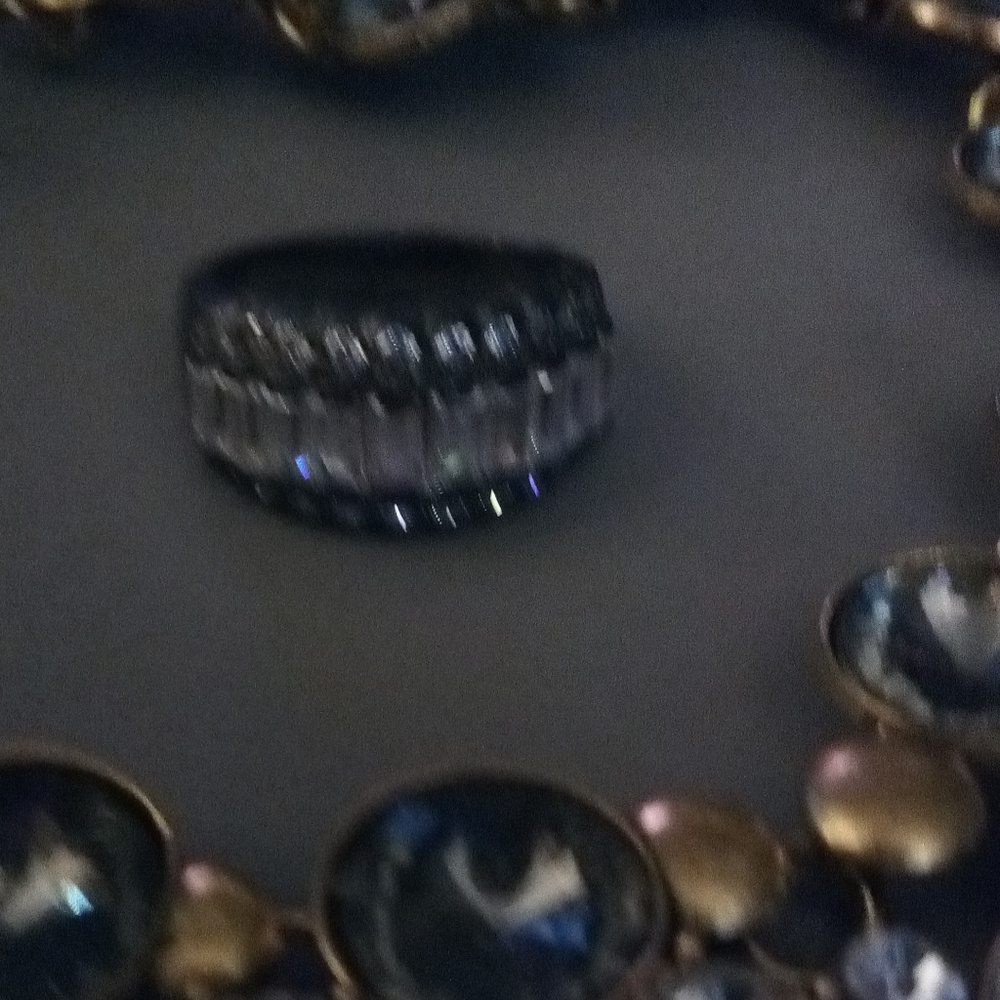 Jewelry - Picture 3 of 6